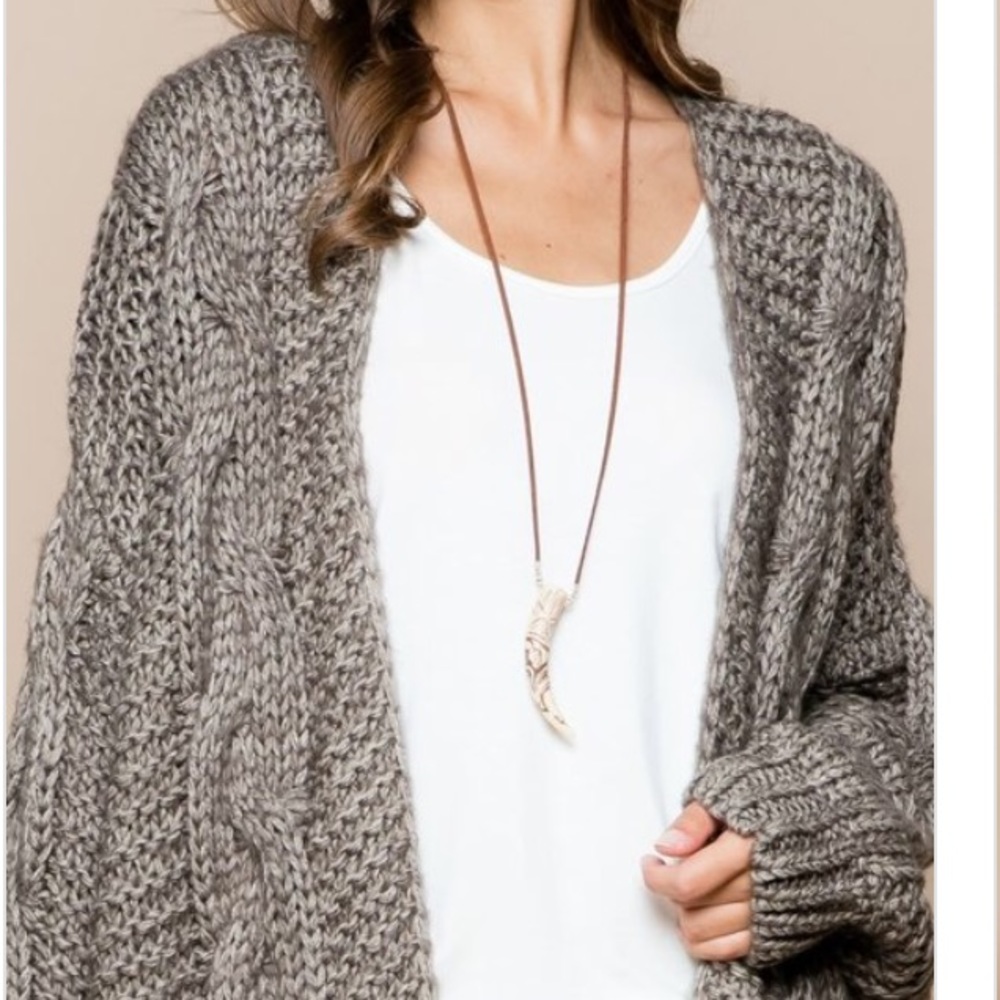 ✨LAST ✨ Gray Cardigan - Picture 7 of 8